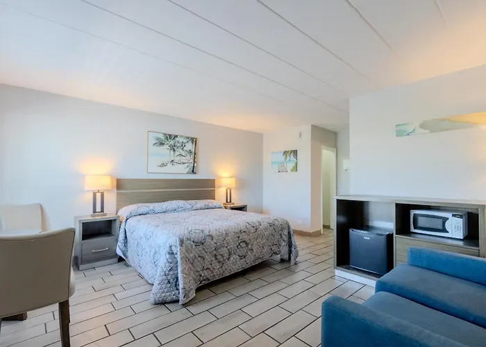 Shark Reef Resort Motel & Cottages