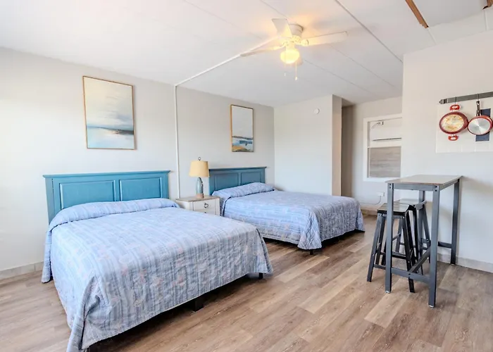 Shark Reef Resort Motel & Cottages
