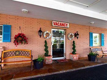 Motel Shark Reef &
