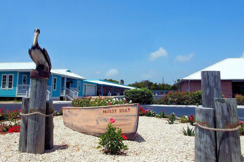 Motel Shark Reef & 3*